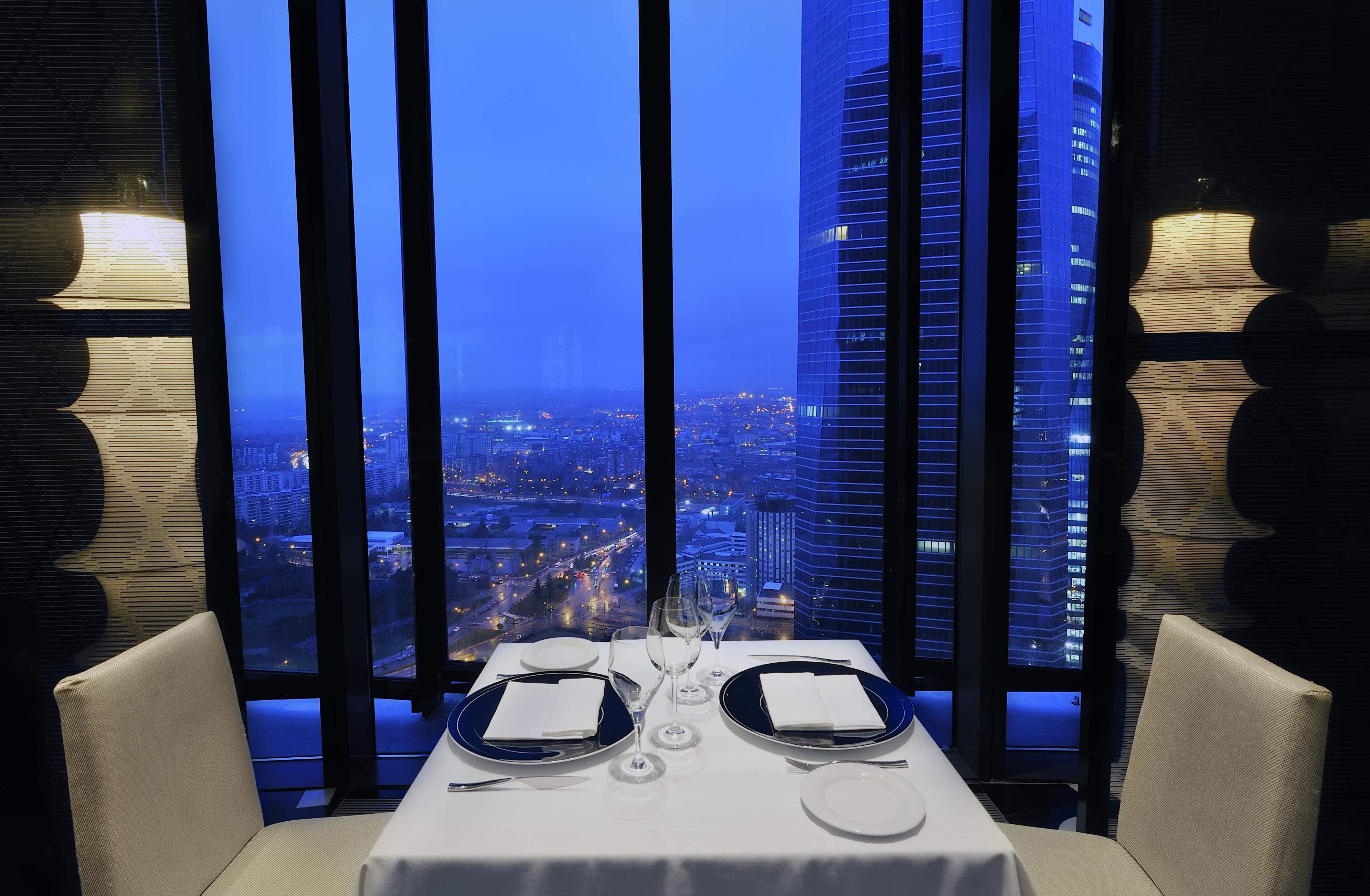 Hôtel Eurostars Madrid Tower Restaurant photo